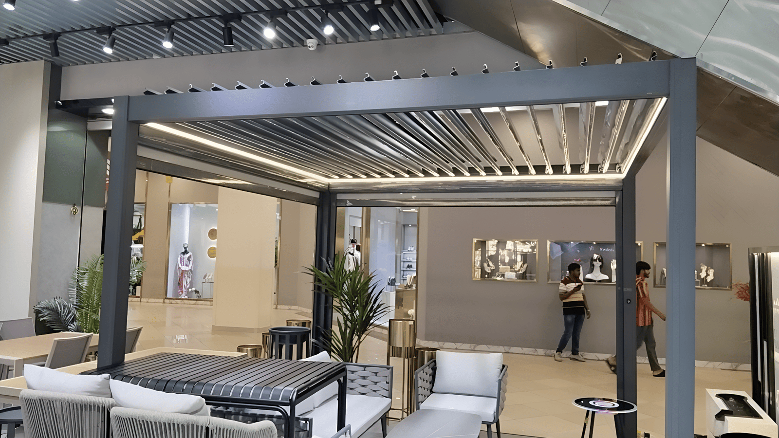 W 219-Picsart-AiImageEnhancer-Picsart-AiImageEnhancer